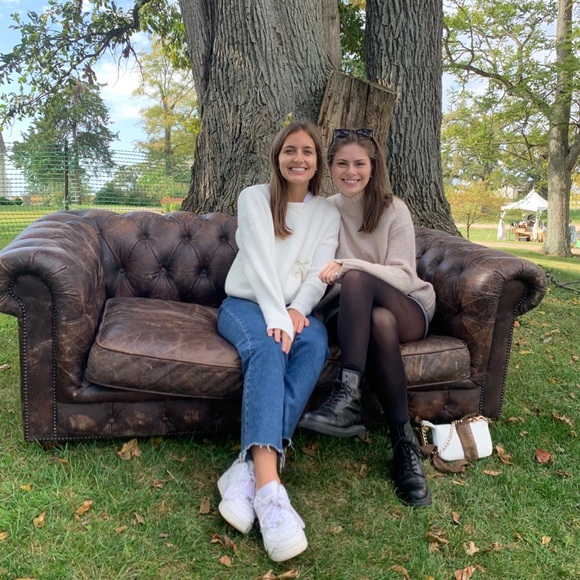 Meet Your Posher, Allie - Picture 3 of 3